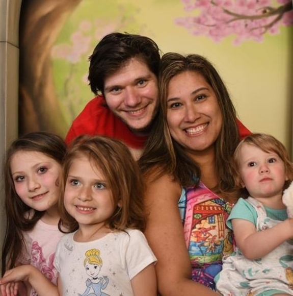 Meet your Posher, Corina - Picture 1 of 1